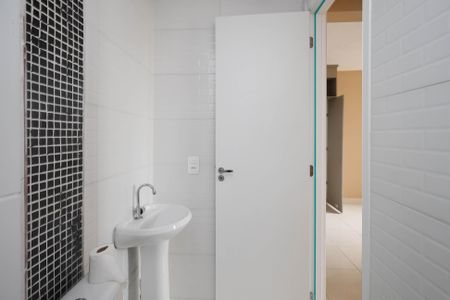 Apartamento para alugar com 35m², 2 quartos e sem vagaBanheiro 