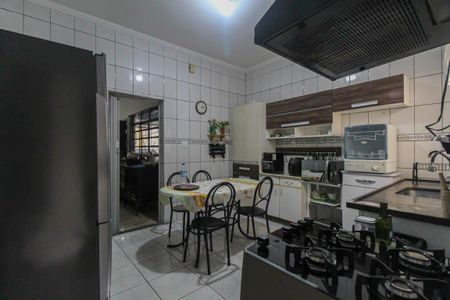 Casa à venda com 186m², 3 quartos e 3 vagasCozinha