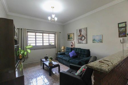 Casa à venda com 186m², 3 quartos e 3 vagasSala