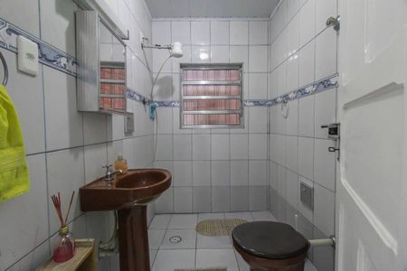 Casa à venda com 186m², 3 quartos e 3 vagasBanheiro