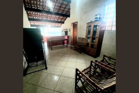 Área externa de casa para alugar com 4 quartos, 300m² em Jardim Nove de Julho, São Paulo