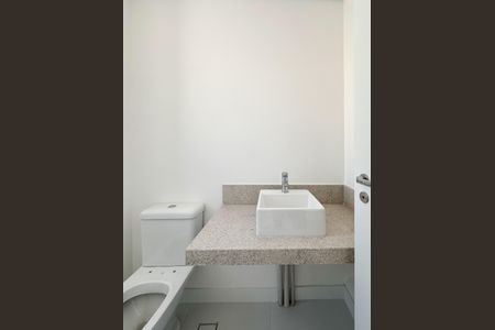 Apartamento à venda com 137m², 3 quartos e 3 vagasBanheiro da Suíte 3