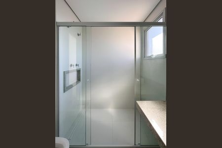 Apartamento à venda com 137m², 3 quartos e 3 vagasBanheiro da Suíte 1