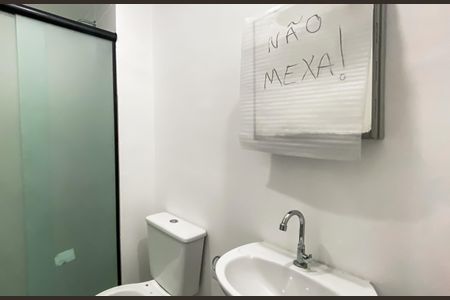 Apartamento para alugar com 39m², 2 quartos e sem vagaBanheiro 