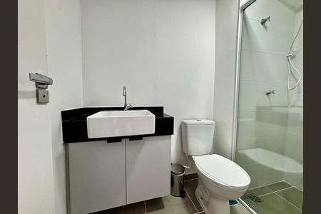 Studio à venda com 25m², 1 quarto e sem vaga Studio à venda com 25m², 1 quarto e sem vagaBanheiro