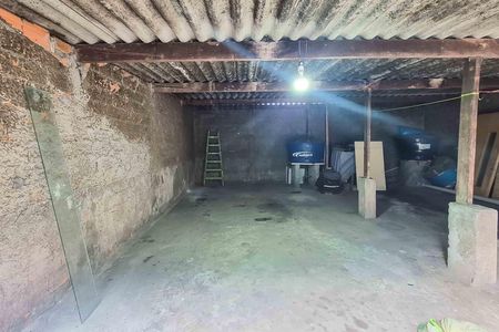 Casa para alugar com 70m², 2 quartos e 2 vagasFachada
