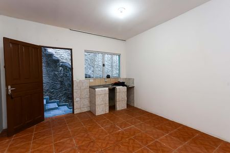 sala - cozinha de casa para alugar com 2 quartos, 70m² em Jardim Olinda, São Paulo
