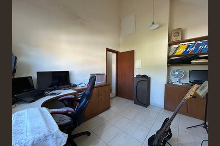 Casa de condomínio para alugar com 284m², 4 quartos e 3 vagas Casa de condomínio para alugar com 284m², 4 quartos e 3 vagasQuarto 3