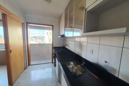 Cozinha de apartamento para alugar com 3 quartos, 90m² em São João Batista, Belo Horizonte