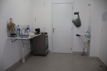 Apartamento para alugar com 32m², 2 quartos e sem vagaSala/cozinha e área de serviço