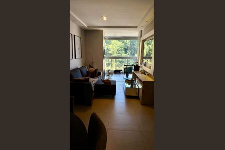 Apartamento à venda com 80m², 2 quartos e 1 vaga Apartamento à venda com 80m², 2 quartos e 1 vagaSala