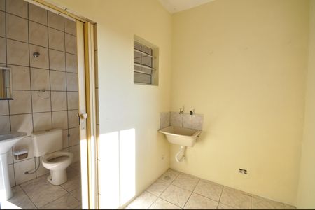 Casa para alugar com 80m², 2 quartos e sem vagaÁrea de Serviço
