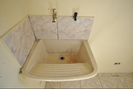 Casa para alugar com 80m², 2 quartos e sem vagaÁrea de Serviço