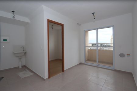 Sala de apartamento para alugar com 2 quartos, 37m² em Vila Antonieta, São Paulo