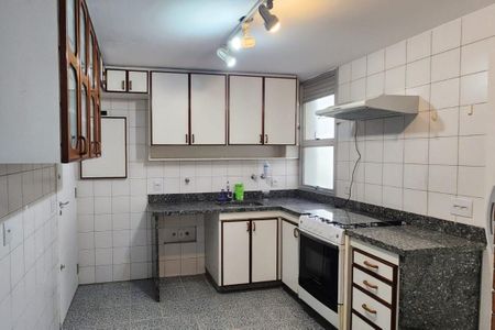 Apartamento para alugar com 110m², 3 quartos e 1 vaga Apartamento para alugar com 110m², 3 quartos e 1 vagaCozinha