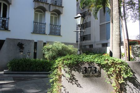 Apartamento para alugar com 110m², 3 quartos e 1 vagaFachada