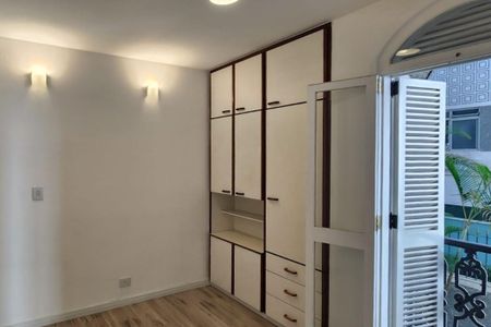 Apartamento para alugar com 110m², 3 quartos e 1 vaga Apartamento para alugar com 110m², 3 quartos e 1 vagaDormitório 2