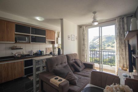 Sala de apartamento para alugar com 2 quartos, 68m² em Covanca, São Gonçalo