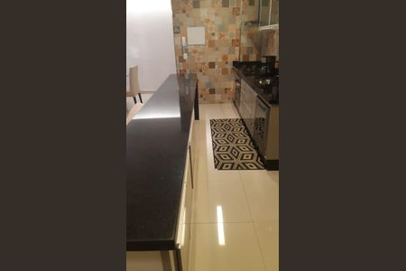 Apartamento à venda com 100m², 3 quartos e 2 vagas Apartamento à venda com 100m², 3 quartos e 2 vagasCozinha