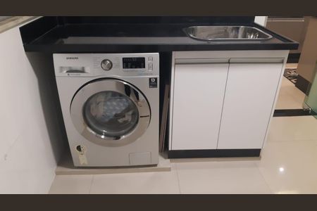 Apartamento à venda com 100m², 3 quartos e 2 vagas Apartamento à venda com 100m², 3 quartos e 2 vagasÁrea de Serviço