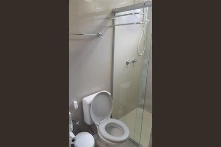 Apartamento à venda com 100m², 3 quartos e 2 vagas Apartamento à venda com 100m², 3 quartos e 2 vagasBanheiro