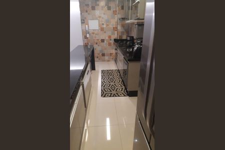 Apartamento à venda com 100m², 3 quartos e 2 vagas Apartamento à venda com 100m², 3 quartos e 2 vagasCozinha