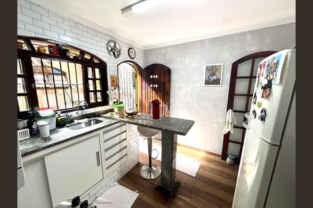 Casa para alugar com 120m², 2 quartos e 3 vagasCozinha