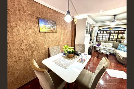 Casa para alugar com 120m², 2 quartos e 3 vagasSala de Jantar