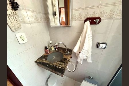 Casa para alugar com 120m², 2 quartos e 3 vagasBanheiro