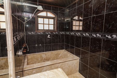 Casa para alugar com 200m², 3 quartos e 3 vagasBanheiro da Suíte