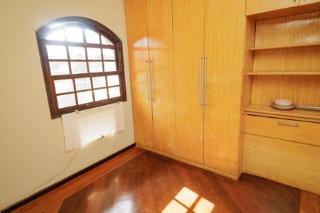 Casa para alugar com 200m², 3 quartos e 3 vagasQuarto 3