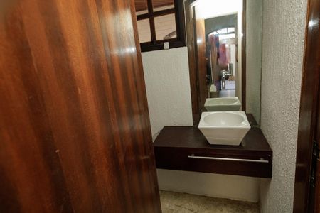 Casa para alugar com 200m², 3 quartos e 3 vagasLavabo