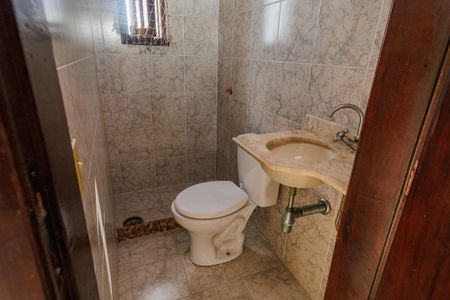 Casa para alugar com 200m², 3 quartos e 3 vagasBanheiro 2