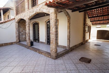 Casa para alugar com 200m², 3 quartos e 3 vagasVaranda da Sala e quintal