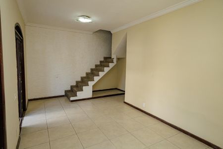 Sala de casa para alugar com 3 quartos, 200m² em Campo Grande, Rio de Janeiro