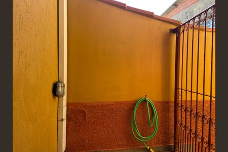 Casa para alugar com 60m², 1 quarto e sem vagaÁrea externa