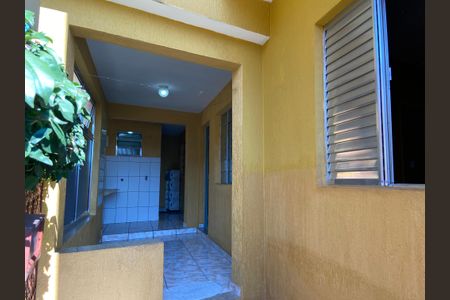 Casa para alugar com 60m², 1 quarto e sem vagaÁrea externa