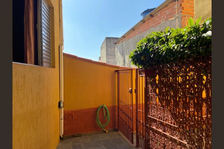 Casa para alugar com 60m², 1 quarto e sem vagaÁrea externa