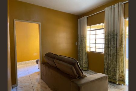 Sala de casa para alugar com 1 quarto, 60m² em São Pedro, Osasco