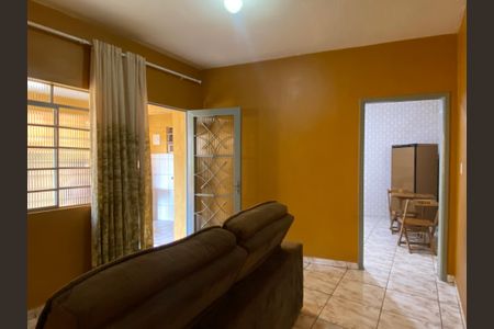 Sala de casa para alugar com 1 quarto, 60m² em São Pedro, Osasco