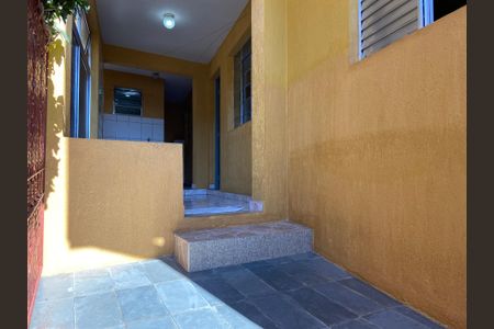 Casa para alugar com 60m², 1 quarto e sem vagaÁrea externa