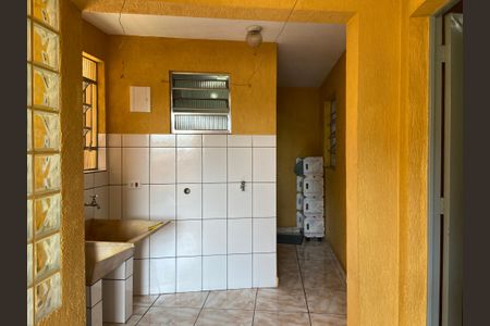 Casa para alugar com 60m², 1 quarto e sem vagaÁrea de Serviço