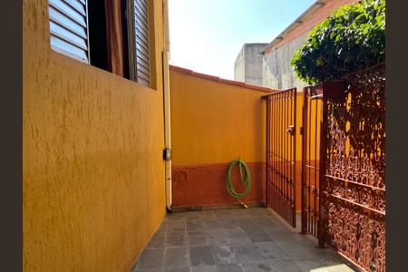Casa para alugar com 60m², 1 quarto e sem vagaÁrea externa