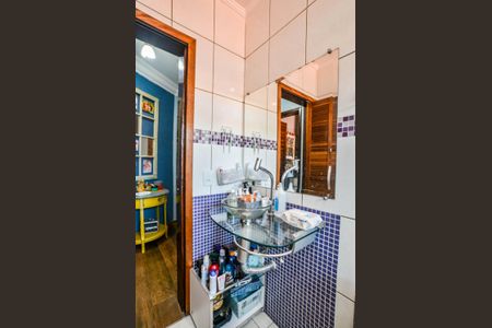 Apartamento para alugar com 63m², 2 quartos e 2 vagas Apartamento para alugar com 63m², 2 quartos e 2 vagasBanheiro