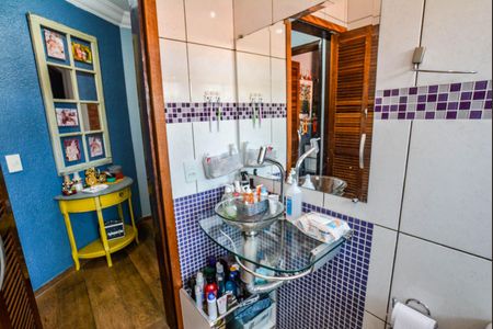Apartamento para alugar com 63m², 2 quartos e 2 vagas Apartamento para alugar com 63m², 2 quartos e 2 vagasBanheiro