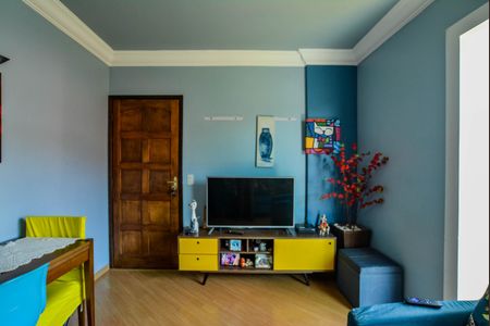 Sala de apartamento para alugar com 2 quartos, 63m² em Jardim Rina, Santo André