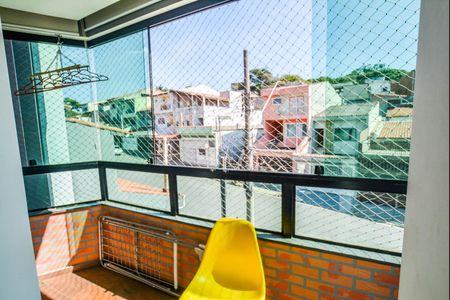 Sala de apartamento para alugar com 2 quartos, 63m² em Jardim Rina, Santo André