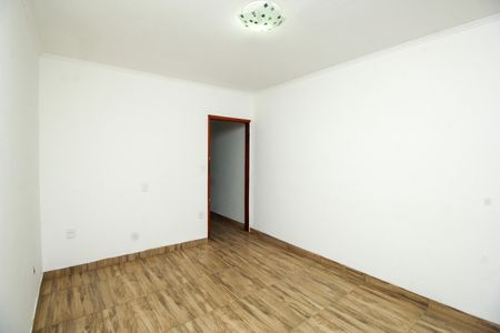 Casa para alugar com 90m², 2 quartos e 1 vaga Casa para alugar com 90m², 2 quartos e 1 vagaSuíte