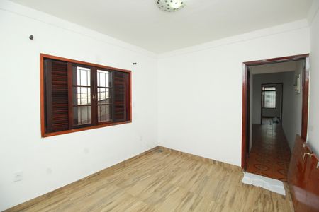 Casa para alugar com 90m², 2 quartos e 1 vaga Casa para alugar com 90m², 2 quartos e 1 vagaQuarto