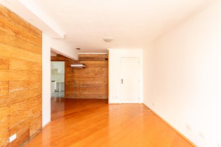 Apartamento para alugar com 75m², 2 quartos e 1 vagaSala